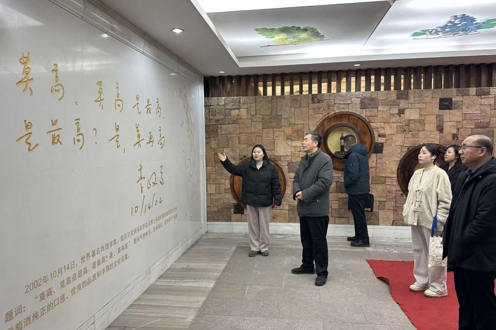 李慕堂带队开展访企拓岗促就业专项行动